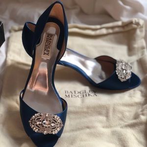 Badgley Mischka Womens Petrina Navy D'Orsay 7.5